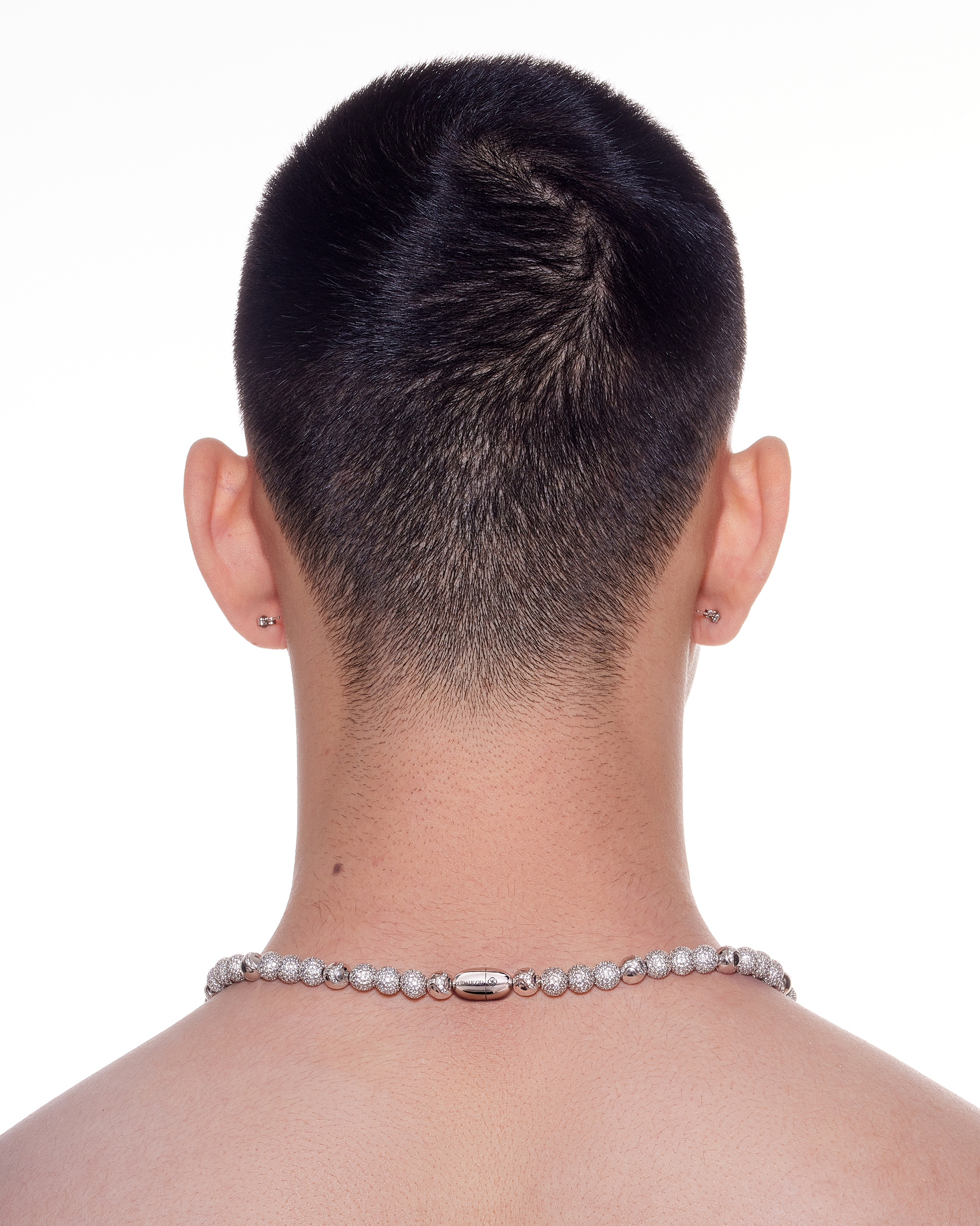 Drip_Dragon_Necklace_white_Large_model2_3