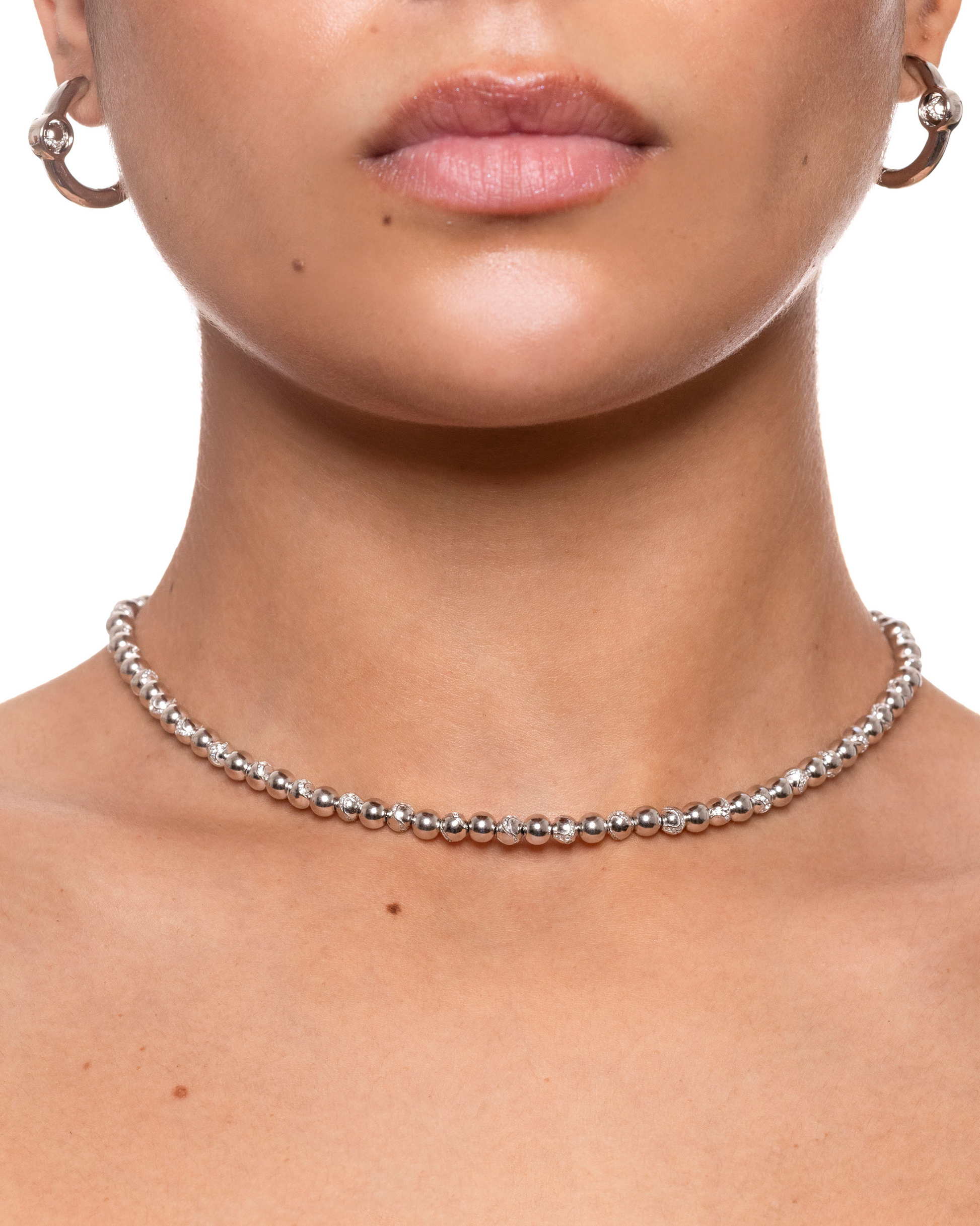 Silver_Dragon_Necklace_small_model1__1