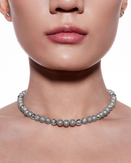 Drip_Dragon_Necklace_White_Small_model1_1