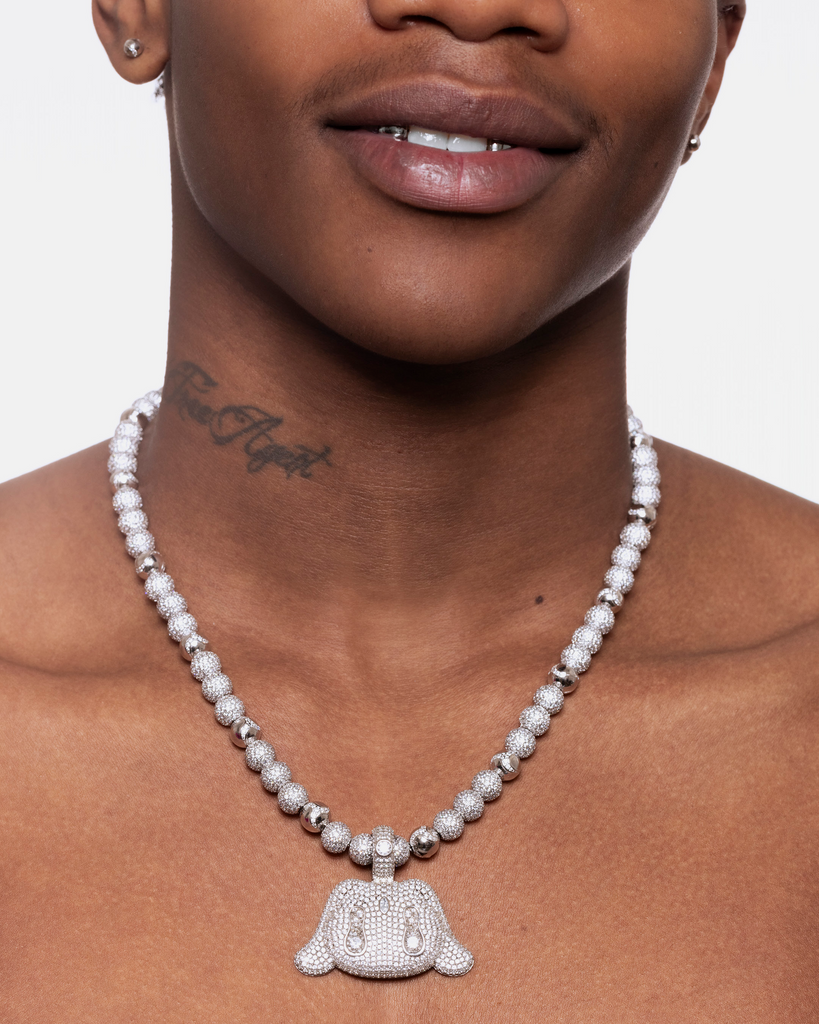 Drip_Dragon_Necklace_white_Large_model1_2