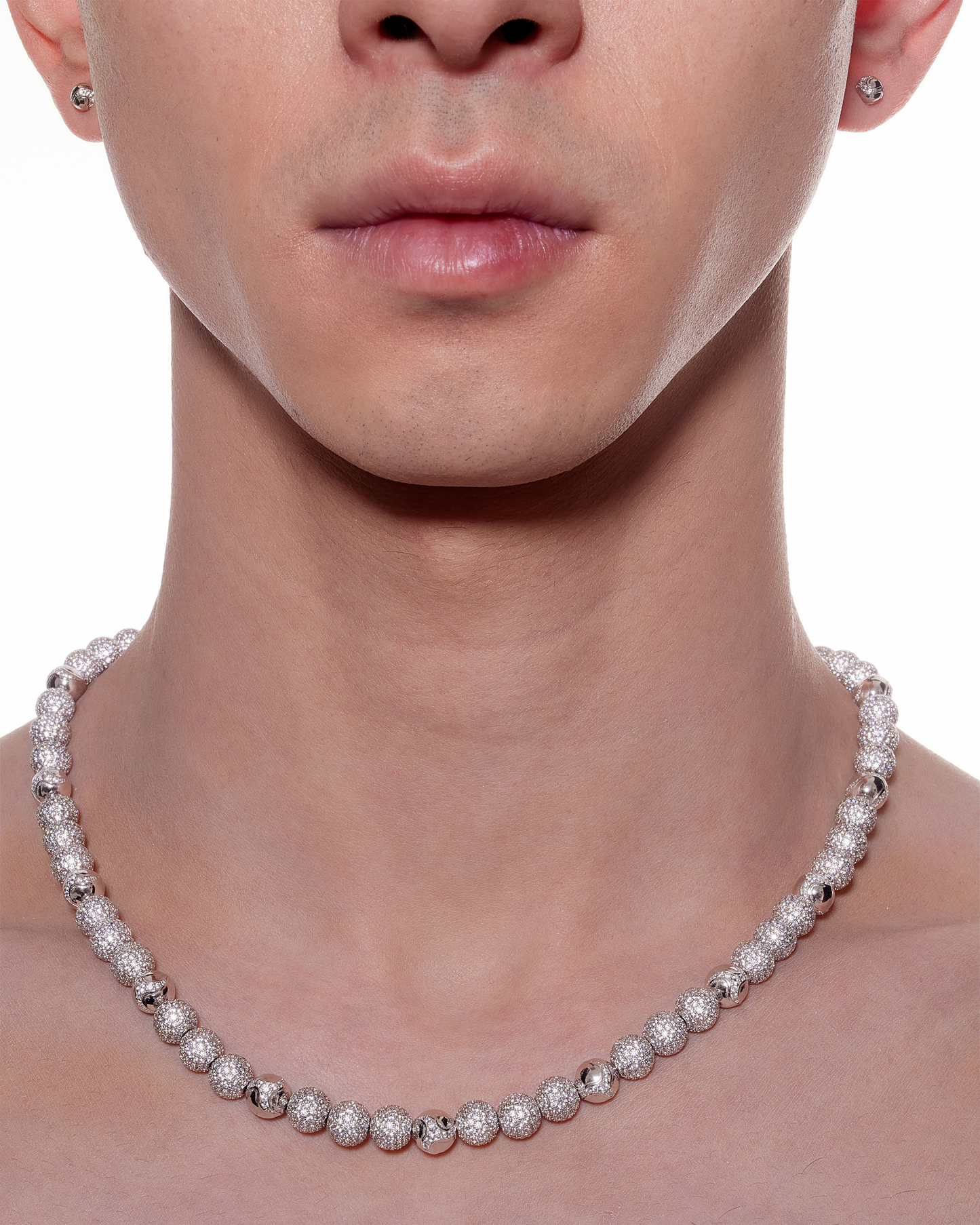 Drip_Dragon_Necklace_white_Large_model1_3