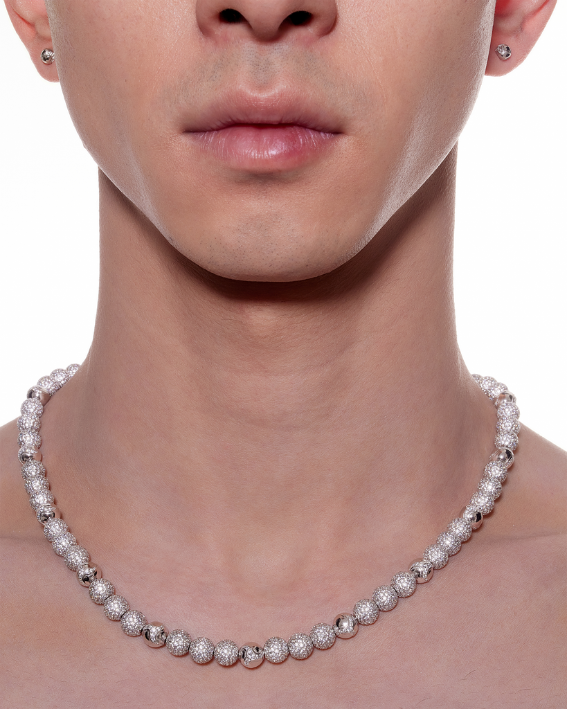 Drip_Dragon_Necklace_white_Large_model1_3