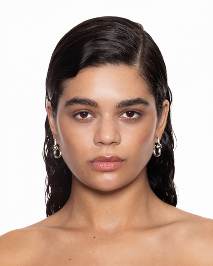 Gate Of Joy Earrings _Silver_small_model front _ 1
